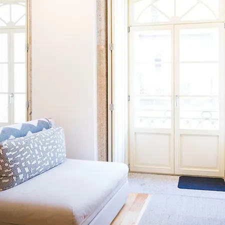 아파트 Aposentus - Charming Center With Balcony 포르투