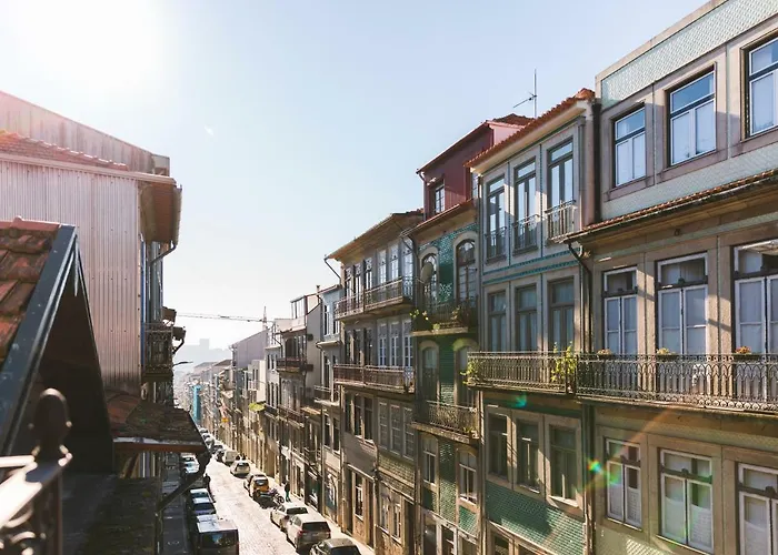 Aposentus - Charming Center With Balcony Apartment Porto